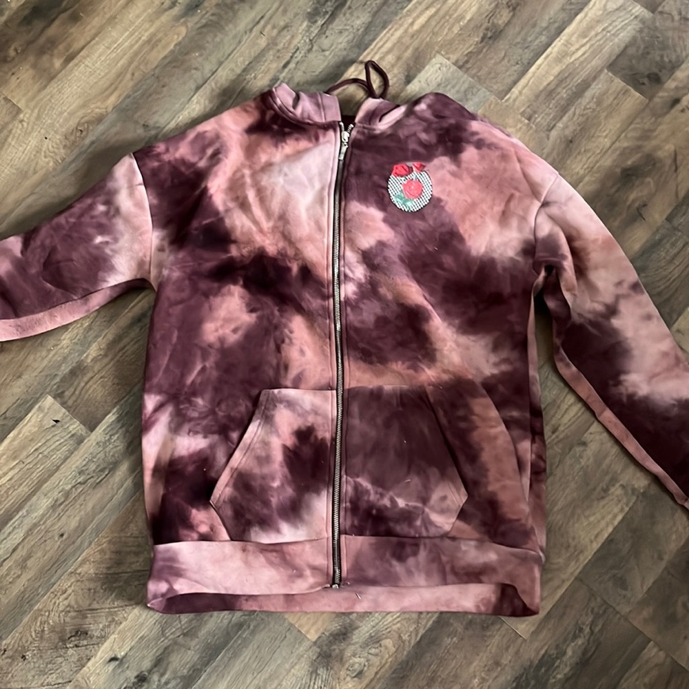 Medium Oversized Zip up